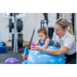 clínica especializada em fisioterapia bobath baby Lago Sul